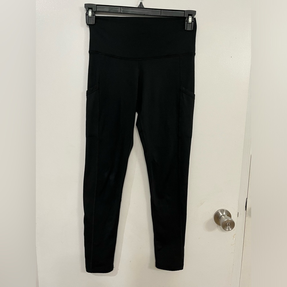 aerie Chill Play Move Black Leggings with Side Pockets, size medium